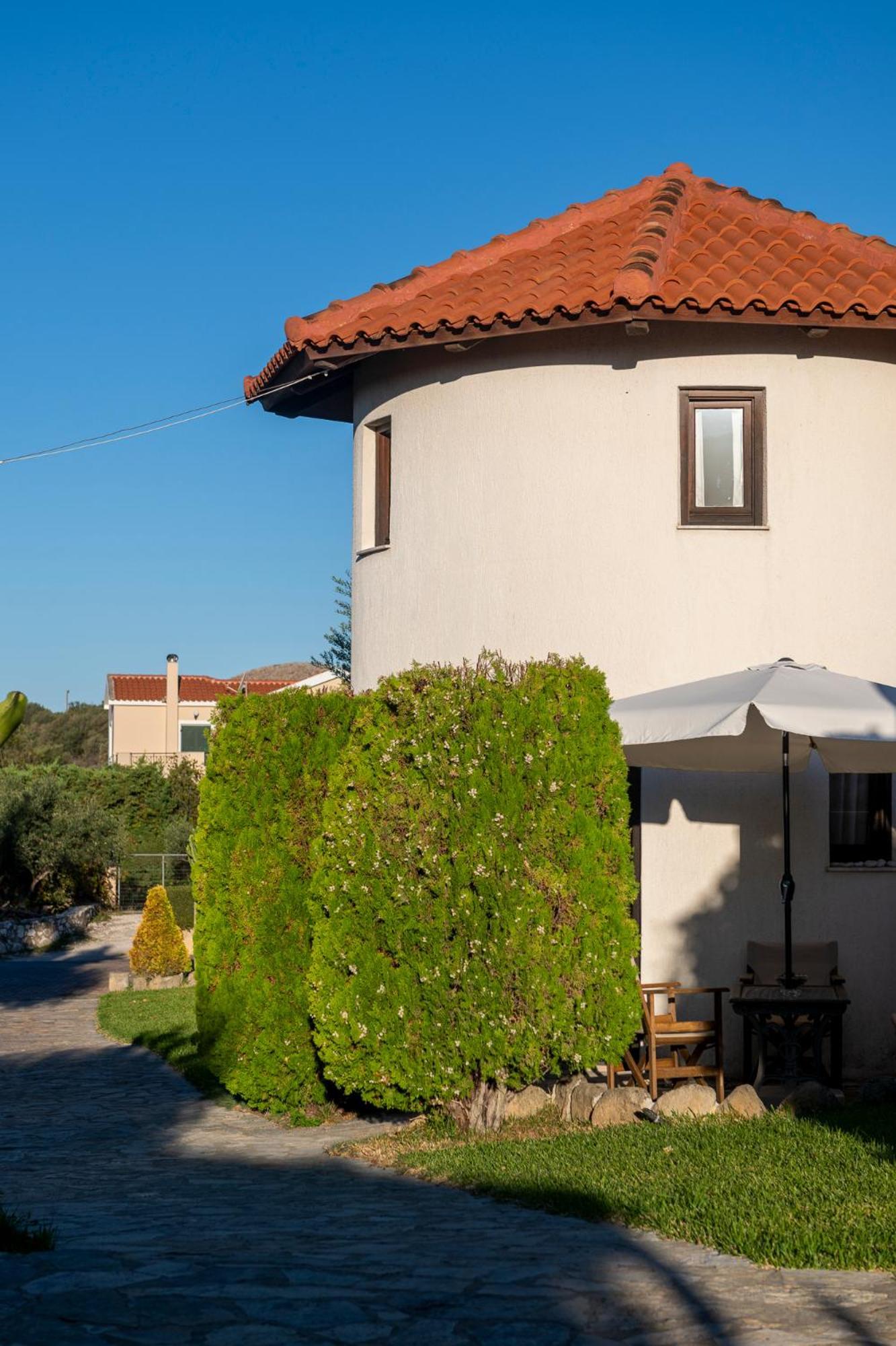 Kefalonian Mill - Oneira Villas Trapezaki  Buitenkant foto